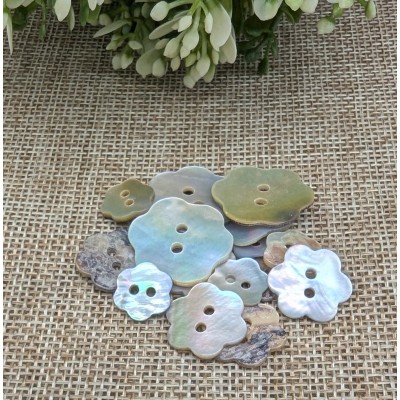 Mother of Pearl Buttons (Akoya) - Natural Shell